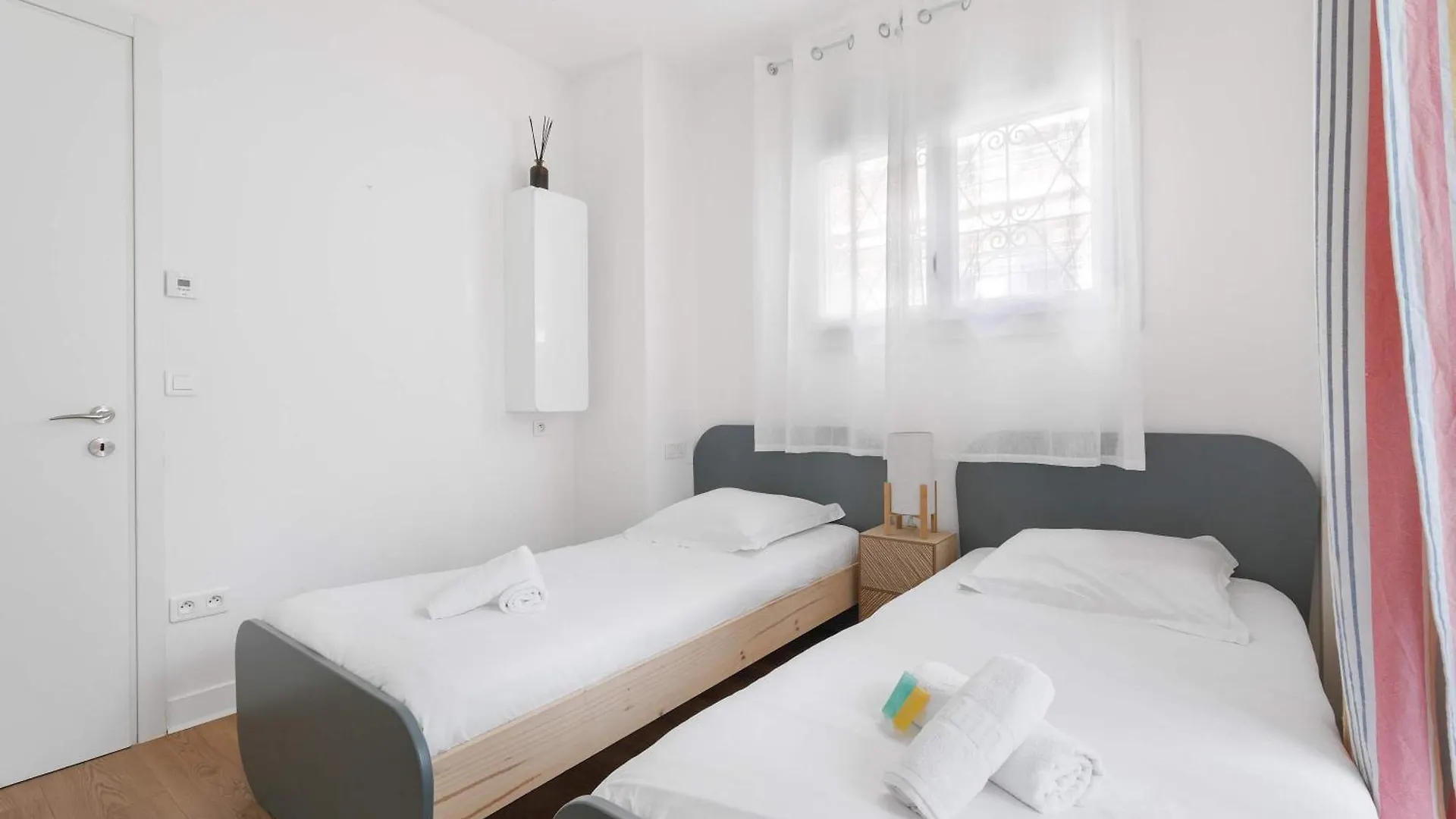 Apartment A027 - Appartement Moderne - Pres De La Plage Antibes
